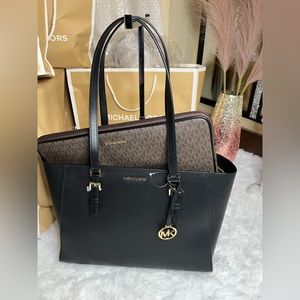 Michael Kors Sally 2-in-1 tote